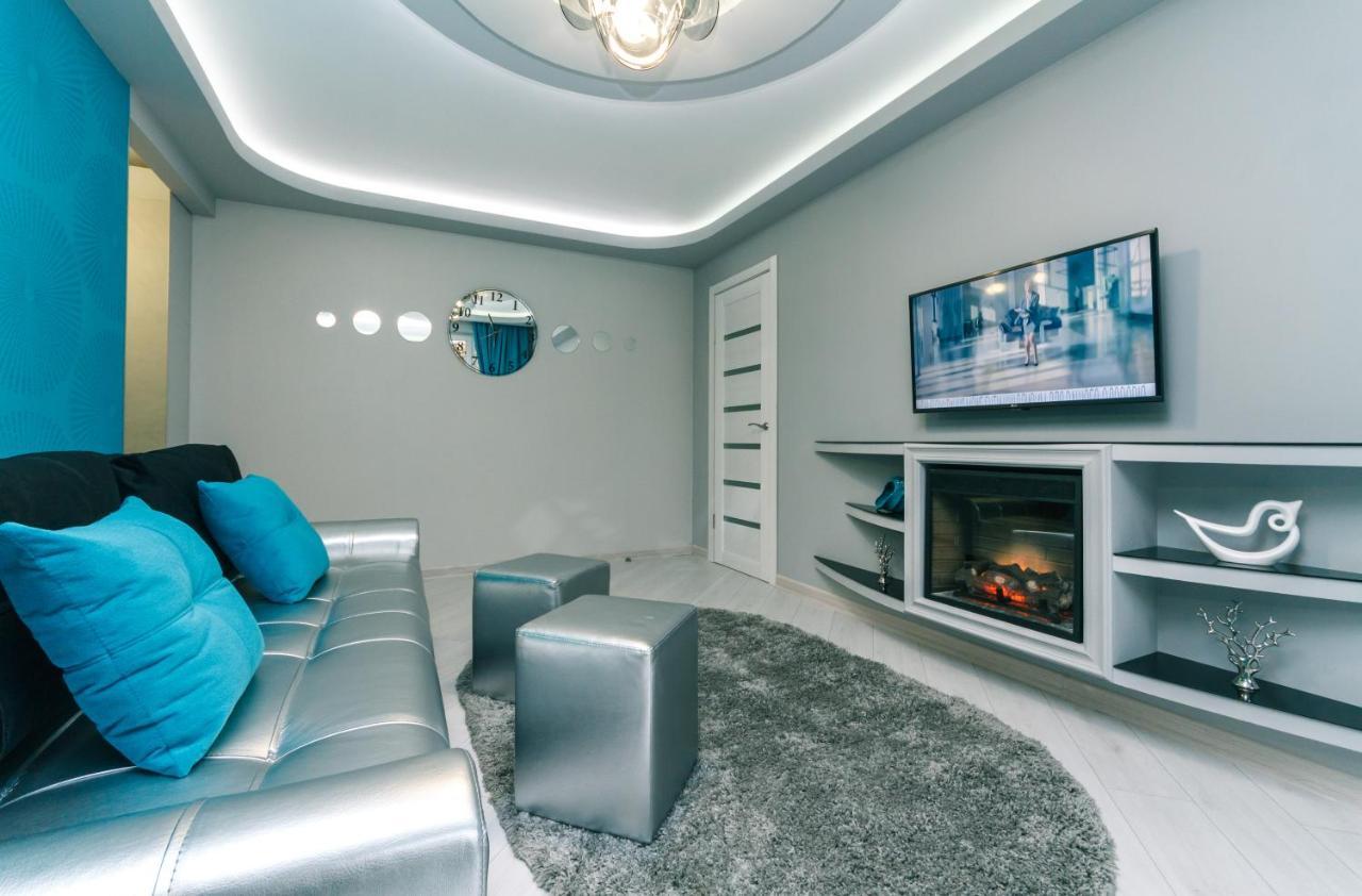 Апартаменты На Кловском Спуске В Центре Kyiv Exterior foto